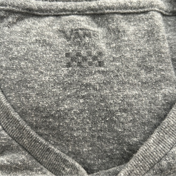 Vans Gray and checkered tshirt - Picture 5 of 5